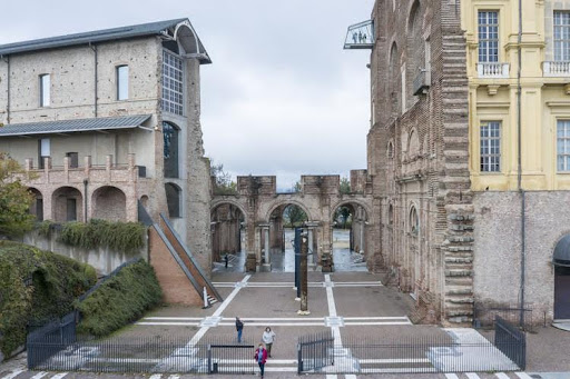 Arquitectura transformadora en narrativa: La reforma del Castello Di Rivoli de Turín